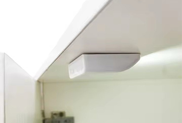 Cabinet Hinges